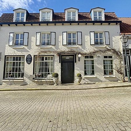B&B Petit Chateau - Stijlvol Verblijf Centraal Gelegen In Zeeuws Vlaanderen Biervliet Extérieur photo