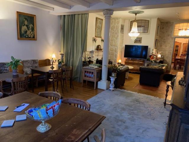 B&B Petit Chateau - Stijlvol Verblijf Centraal Gelegen In Zeeuws Vlaanderen Biervliet Extérieur photo